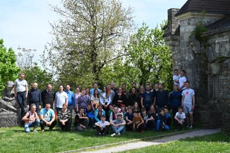 Grad Ostrožac in vsi udeleženci